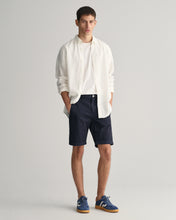Load image into Gallery viewer, Gant Slim Sunfaded Shorts Navy