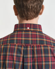 Load image into Gallery viewer, Gant Regular Fit Checked Archive Poplin Shirt Red