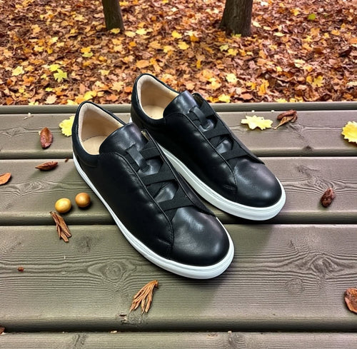 Lacuzzo Slip On Trainers Black