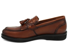 Load image into Gallery viewer, Sergio Duletti Axel Tassel loafers Brown