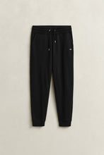 Load image into Gallery viewer, Gant Regular Shield Sweatpant Black