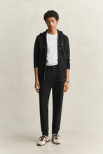 Load image into Gallery viewer, Gant Regular Shield Sweatpant Black