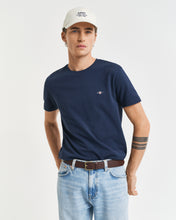 Load image into Gallery viewer, Gant Slim Fit Pique T-Shirt Navy