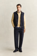 Load image into Gallery viewer, Gant Quilted Gilet Navy