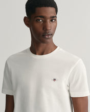 Load image into Gallery viewer, Gant Slim Pique T-Shirt Eggshell