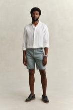 Load image into Gallery viewer, Gant Slim Sport Chino Short Ceramic Grey