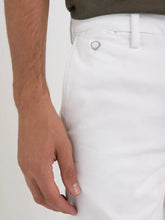 Load image into Gallery viewer, Replay Benni Chino Shorts Chalk White