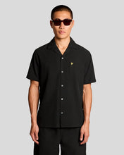 Load image into Gallery viewer, Lyle and Scott Crinkle Resort Shirt Black