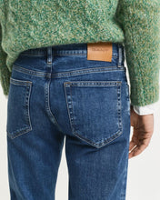 Load image into Gallery viewer, Gant Regular Fit Clean Wash Jeans Dark Blue
