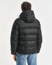 Load image into Gallery viewer, Gant Active Cloud Jacket Black