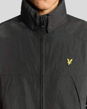 Load image into Gallery viewer, Lyle and Scott Fold Away Jacket Black