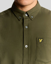 Load image into Gallery viewer, Lyle and Scott Plain Flannel Shirt Deep Depths
