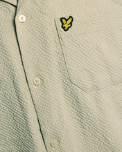 Load image into Gallery viewer, Lyle and Scott Crinkle Resort Shirt Clay