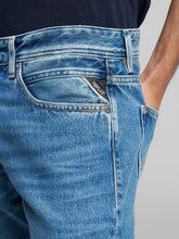 Load image into Gallery viewer, Replay Grover Straight Fit Jeans