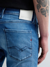 Load image into Gallery viewer, Replay Anbass Hyperflex Matrix Jeans Mid Blue Wash