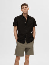 Load image into Gallery viewer, Selected Homme Plain Short Sleeve Linen Mix Shirt Black