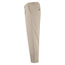 Load image into Gallery viewer, Luke 1977 Crantock Pleated Chino Sand