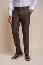 Load image into Gallery viewer, Cavani Caridi 3 Piece Suit Brown