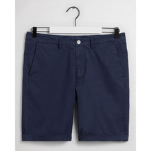 Load image into Gallery viewer, Gant Regular Sunfaded Shorts Marine