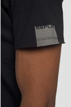 Load image into Gallery viewer, Replay Raw Cut V Neck T-Shirt Black