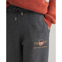 Load image into Gallery viewer, Gant Archive Retro Shield Sweatpants Anthracite